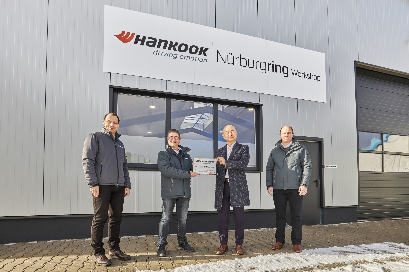 Hankook Tire abre un centro de pruebas en Nürburgring Alemania.