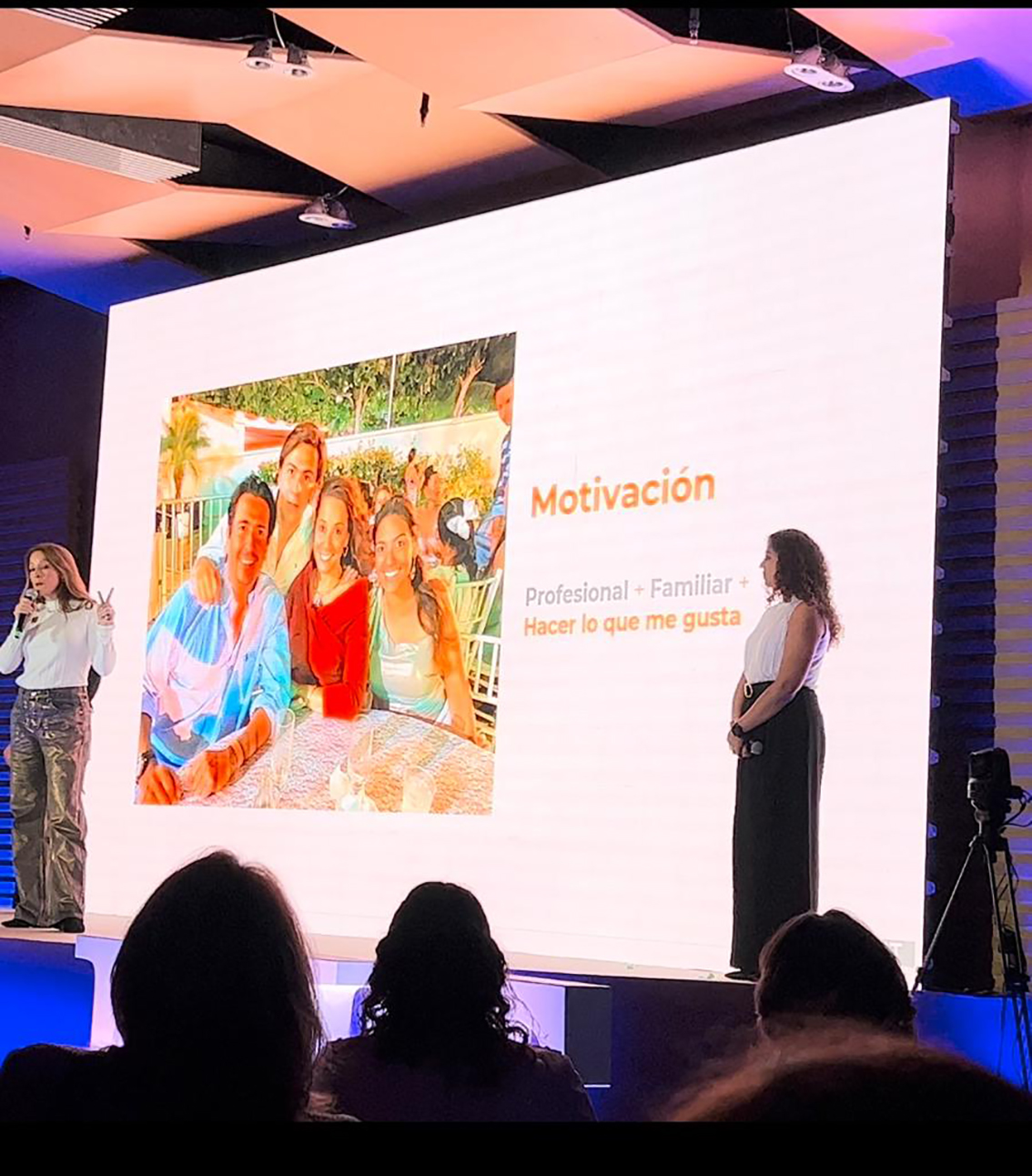 “LIT Summit”, evento de movimiento femenino que destacó la inspiración y el liderazgo